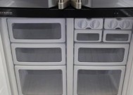 夏普冰箱上下层都结冰了怎么回事（冰箱保鲜室结冰排除方法）