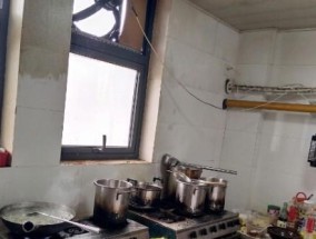 海宁餐厅油烟机清洗方法（让你的餐厅油烟机焕然一新）
