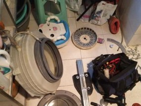 解决伊莱克斯冰箱不通电故障的维修方法（如何自行修复伊莱克斯冰箱不通电的故障）