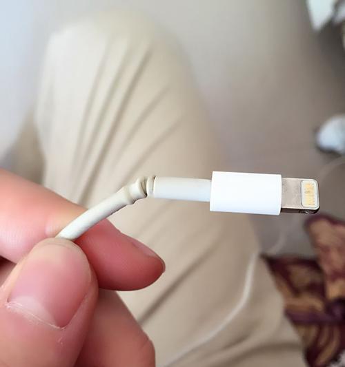 剪线苹果充电器无法使用的原因是什么？如何修复？  第2张